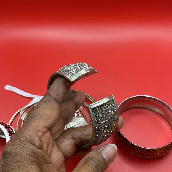 Assorted Bangles - Picture 6 of 7